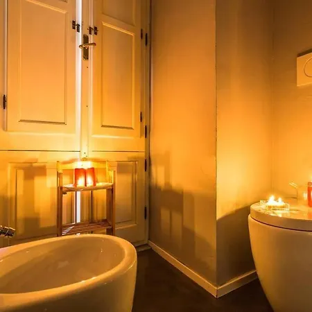Apartment Una Chicca Nel Cuore Di Trastevere Rome